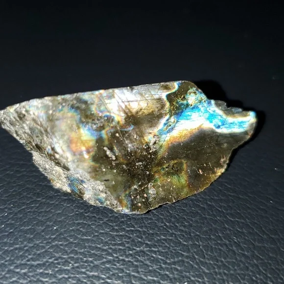 Raw Labradorite - Picture 5 of 6